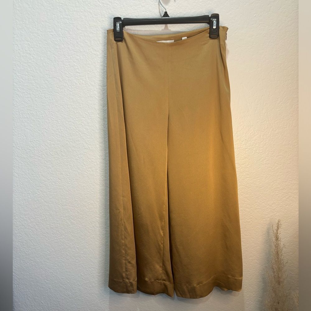 Vince -Tanish Gold Silky Cropped Flare Leg Pants Size 0